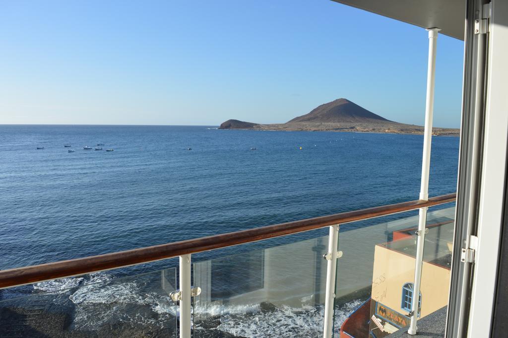 Edificio Playa Chica Apartment El Medano  Exterior photo